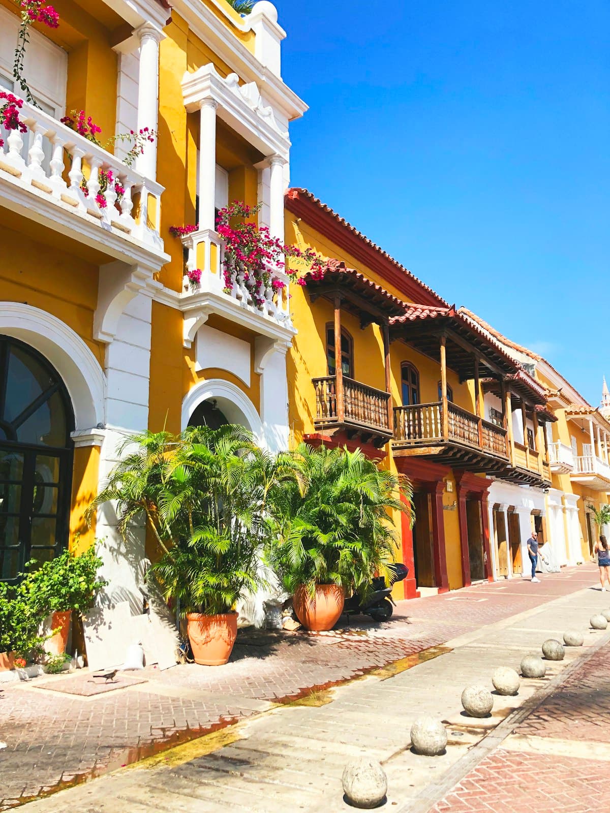 Delicious local food in Cartagena, Colombia — food guide