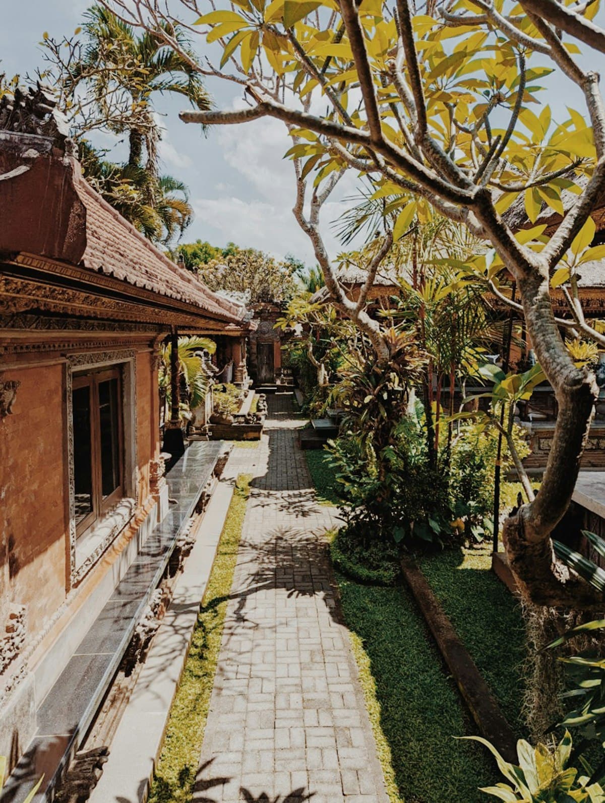 Charming neighborhood street in Bali, Indonesia — where to stay guide
