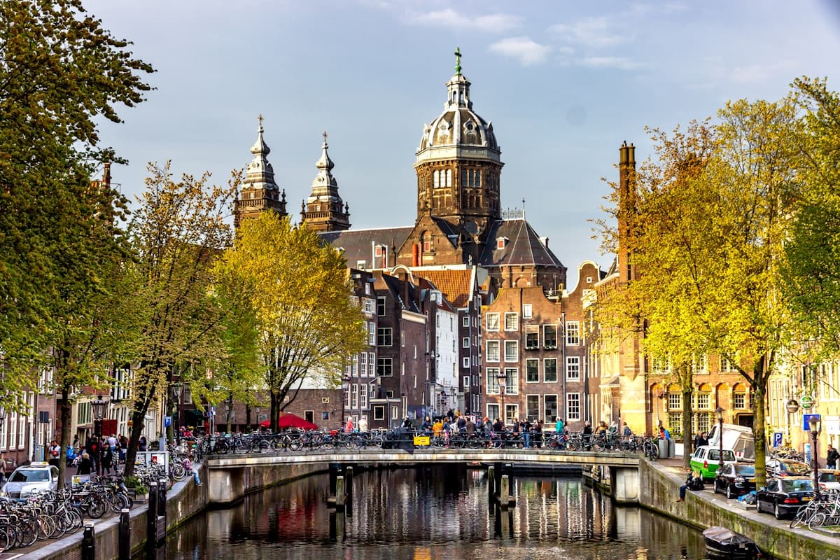 Amsterdam, Netherlands — how many days to visit