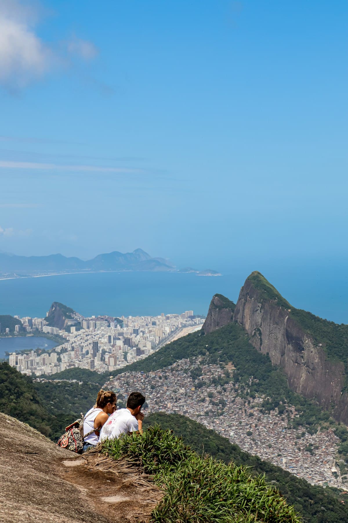 Romantic sunset scene in Rio de Janeiro, Brazil — honeymoon guide
