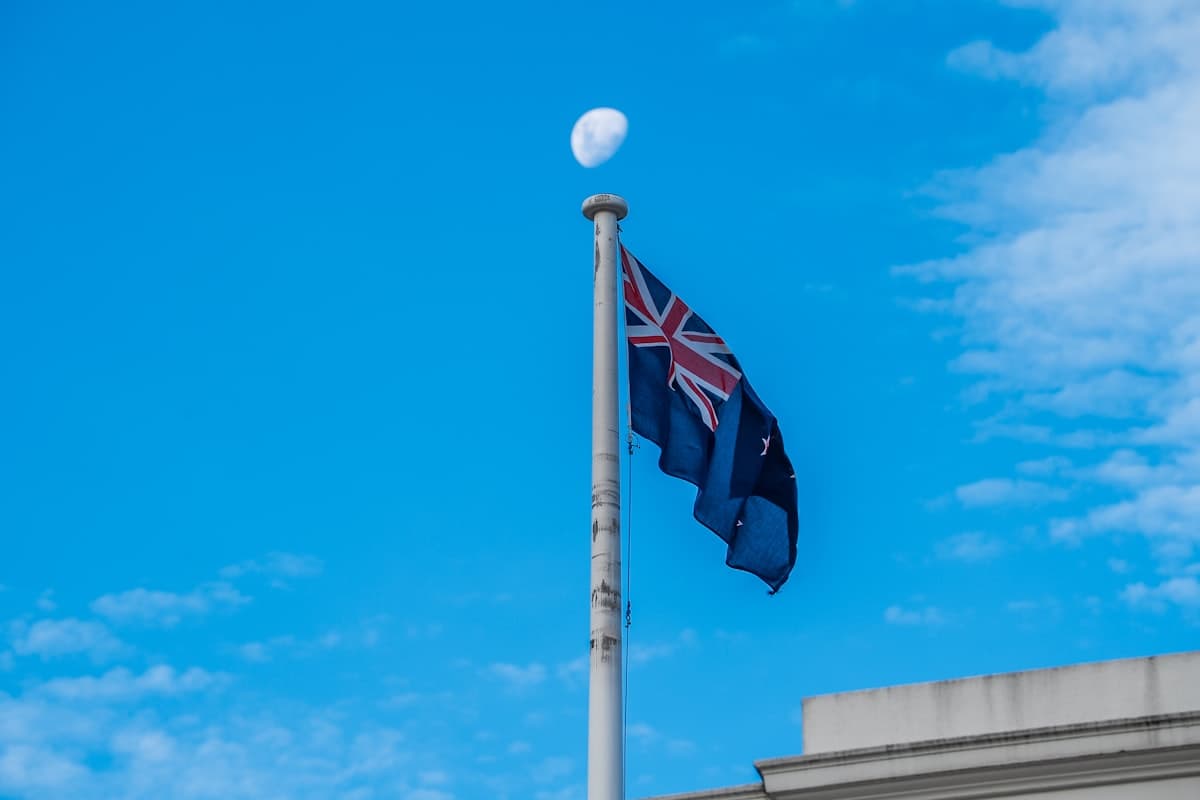 Cultural scene in Queenstown, New Zealand — etiquette guide for travelers