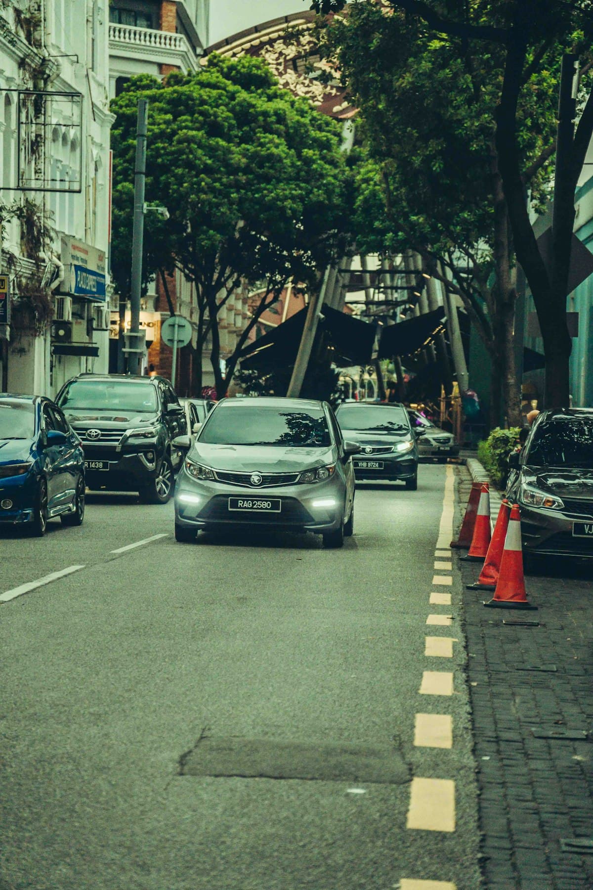 Charming neighborhood street in Kuala Lumpur, Malaysia — where to stay guide